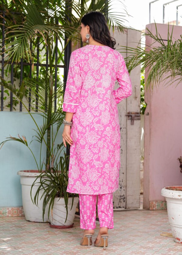 Women Floral Lavender Rose Printed Pure Cotton Kurta with Trousers & Dupatta