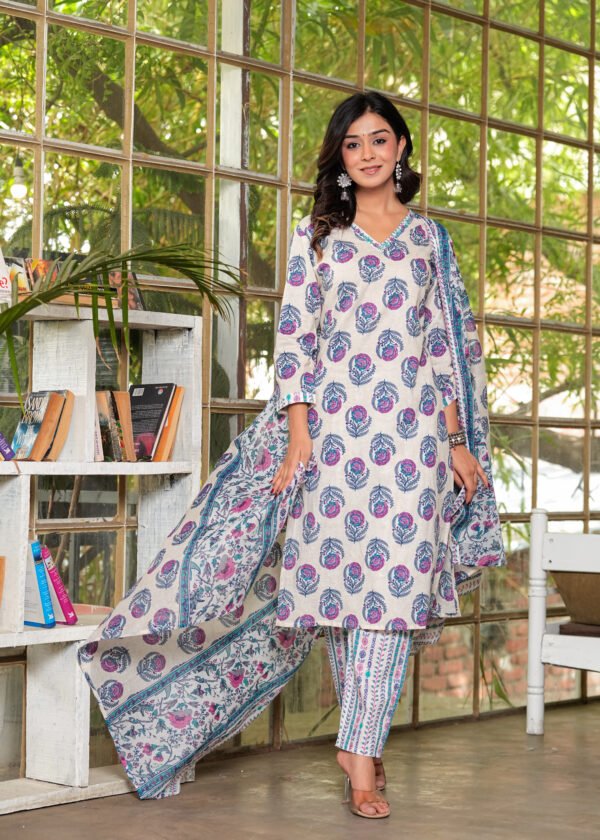 Women Hopbush Floral Printed Pure Cotton Kurta with Trousers & Dupatta