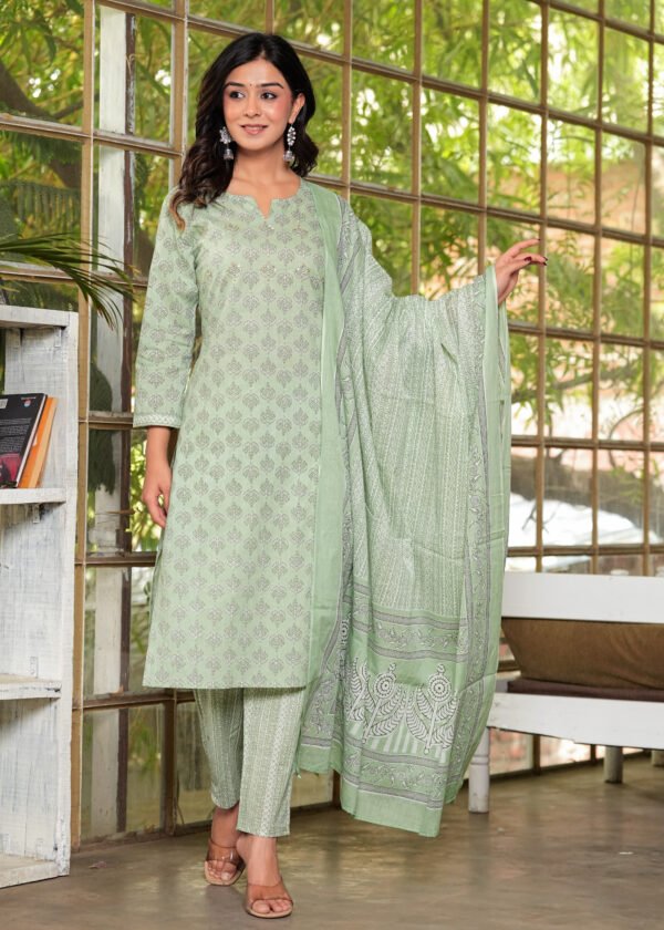 Women Floral Clay Ash Printed Pure Cotton Kurta with Trousers & Dupatta