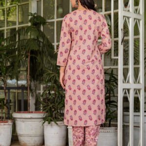 Cameo Floral Embroidered Kurta With Pant & Dupatta