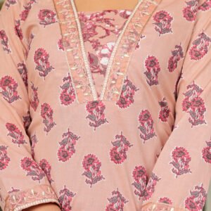 Cameo Floral Embroidered Kurta With Pant & Dupatta