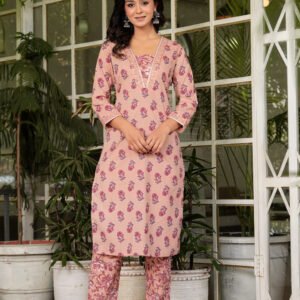 Cameo Floral Embroidered Kurta With Pant & Dupatta