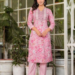 Women Floral Beauty Bush Printed Pure Cotton Kurta with Trousers & Dupatta