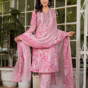 Women Floral Beauty Bush Printed Pure Cotton Kurta with Trousers & Dupatta