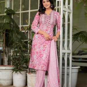 Women Floral Beauty Bush Printed Pure Cotton Kurta with Trousers & Dupatta